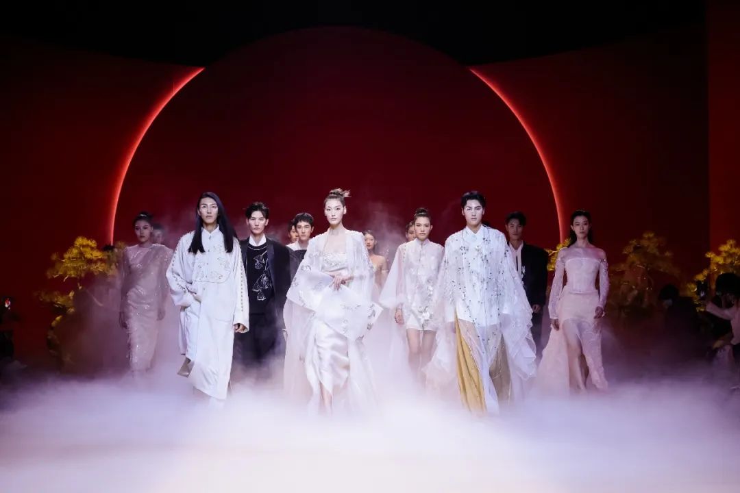 SS23中国国际时装周成功举办恒动焕新引领中国时尚创见未来IM电竞 IM电竞平台(图12)