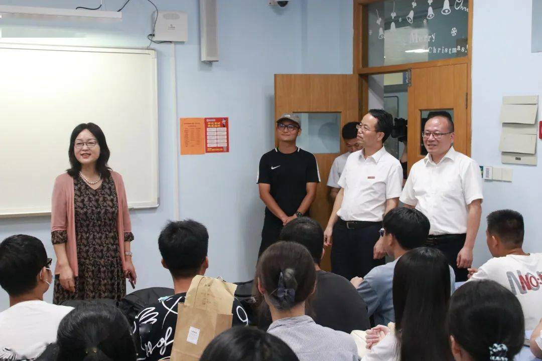 新生特辑｜来到浙金院的IM电竞 电子竞技平台第一天(图2)