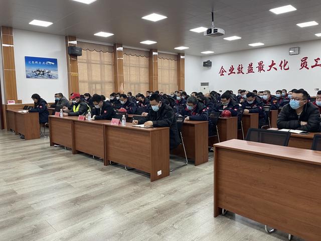 IM电竞 IM电竞平台潍坊寿光市开展工伤保险政策法规、安全宣讲“进企业”活动(图2)