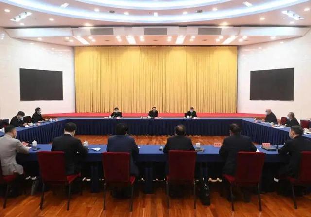 IM电竞 IM电竞平台上任不到一周省委书记就召集浙商开座谈会背后透露什么信号？(图1)