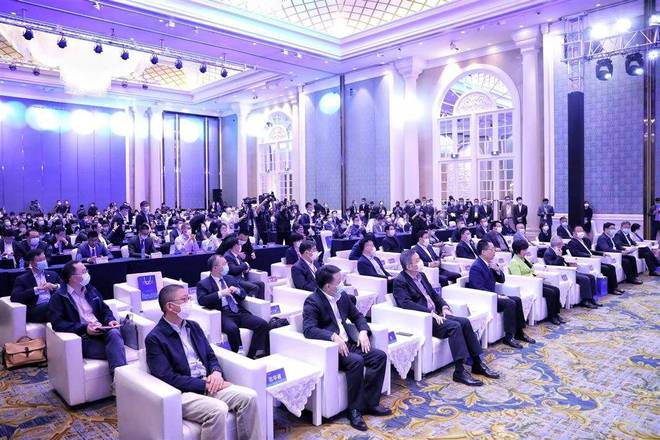 大虹桥打造长三角民营企业总部集聚区出新招新一批重点民营企业签约落户虹桥国际中央商务区IM电竞 电子竞技平台(图7)