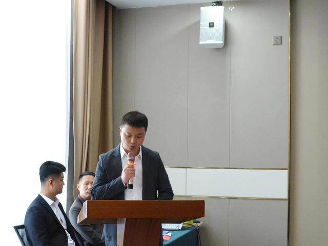 张掖市游泳协会召开换届选IM电竞 电子竞技平台举大会(图3)
