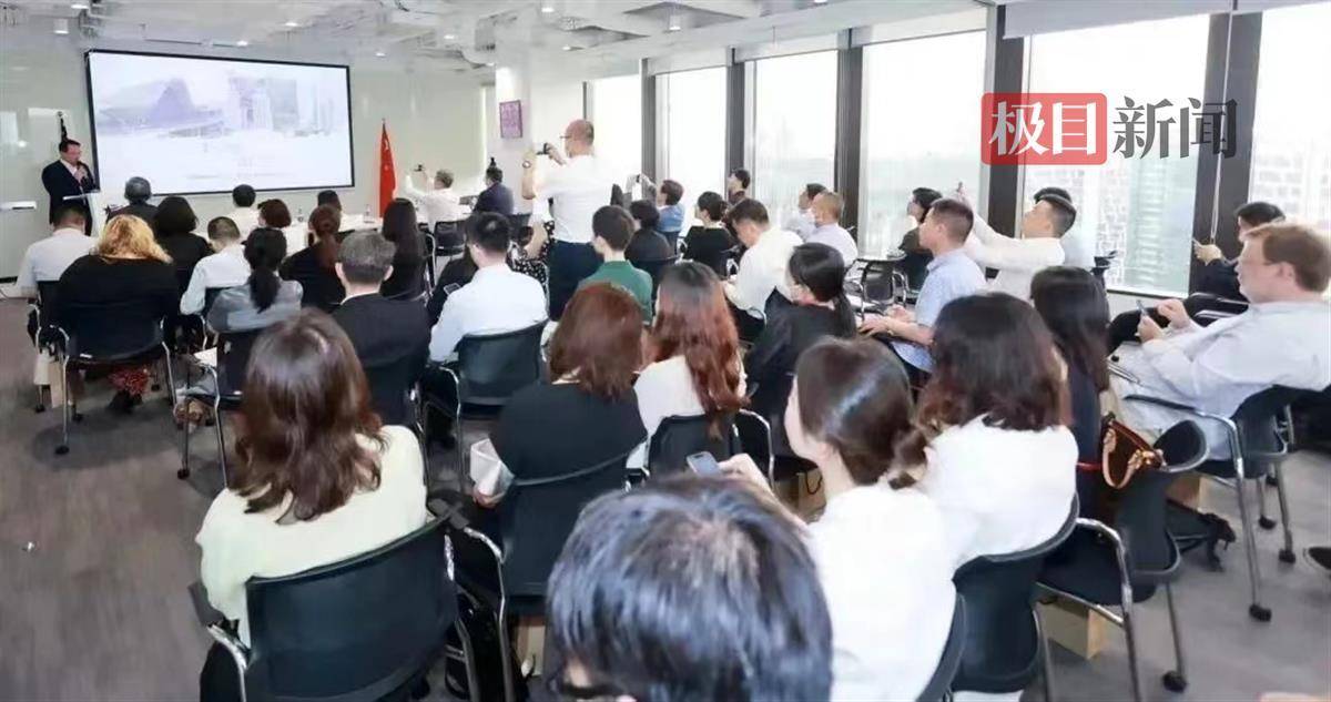 IM电竞 IM电竞app邀约合作共谋发展新篇武汉市国际商务合作交流会在沪举办(图1)