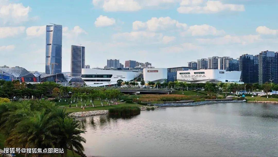 IM电竞 电子竞技平台珠海华发国际商务中心售楼处预约看房华发国际商务楼盘详情地址24小时电话(图1)