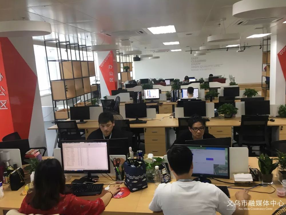 IM电竞 IM电竞app一出手就拿下2000万美金订单！温州老板8年做到年销上亿！(图2)