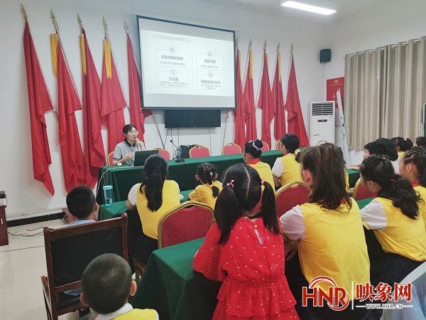 信阳：网络安全进基层 IM电竞 电子竞技平台筑牢安全防护网(图3)