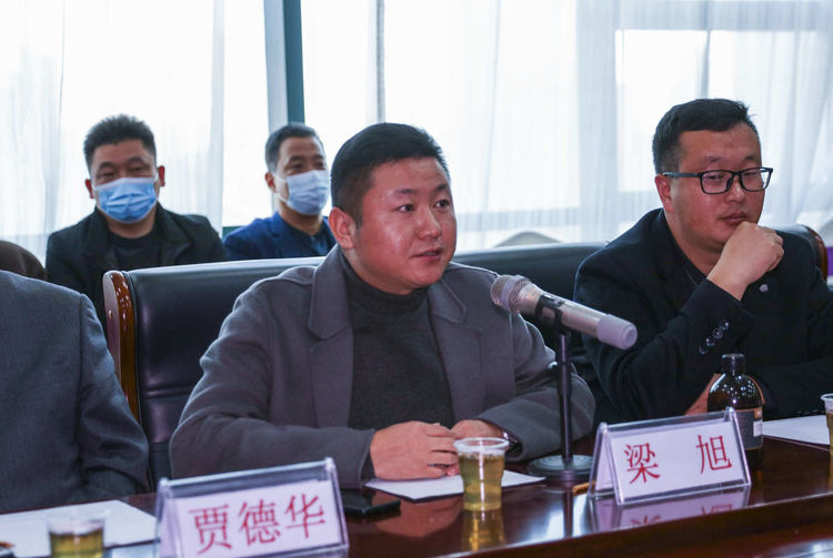 IM电竞 IM电竞app驻马店市公共关系协会直播行业分会成立暨授牌仪式举行(图7)