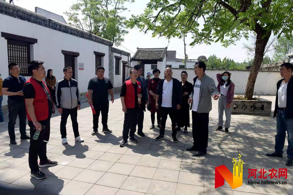 保定市爱IM电竞 IM电竞app心帮扶协会开展主题日活动(图2)