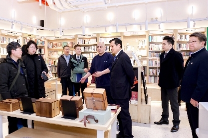 IM电竞 IM电竞平台洞察时代先机共铸行业未来上海市公共关系协会专业公司委员会成立(图6)