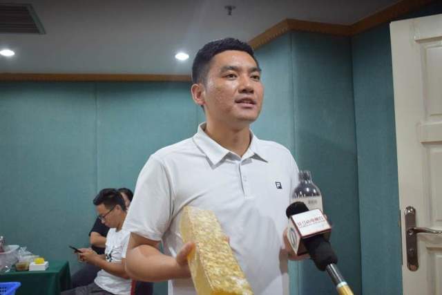 驻马店：公关协会搭桥助农直播带货选品工作火热进IM电竞 IM电竞平台行(图4)