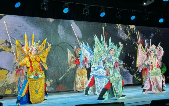 IM电竞 IM电竞app第四届粤港澳大湾区中国戏剧文化节大型戏剧晚会举办(图2)
