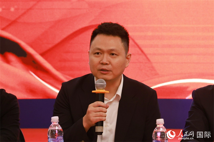 IM电竞 IM电竞平台武汉市代表团与巴西华人文化交流协会举行座谈会(图2)