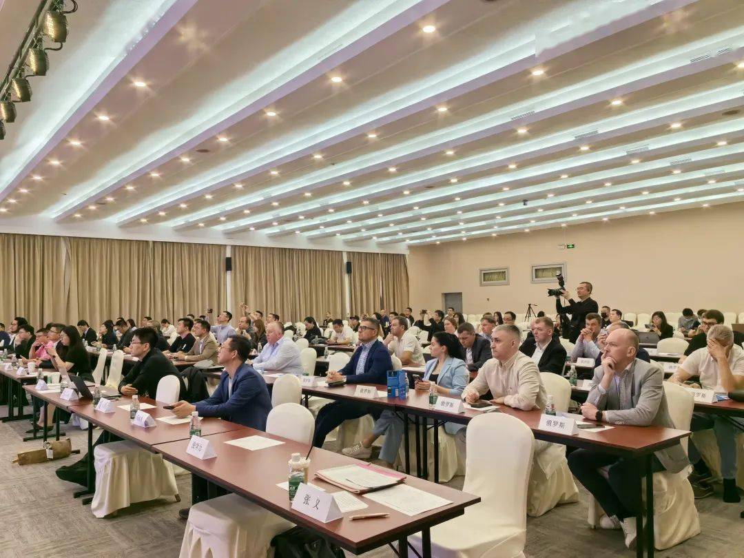 IM电竞 IM电竞平台协会资讯｜中国汽车经销商大会区域巡回论坛（北京站）圆满落幕(图9)